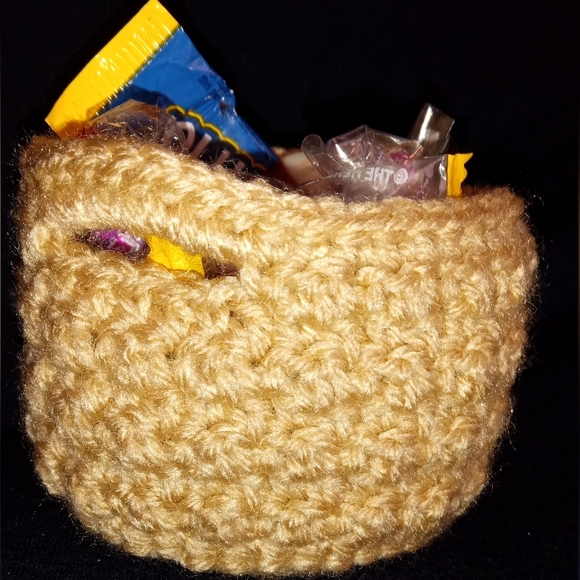 Mini Crochet Basket - Picture 1 of 7